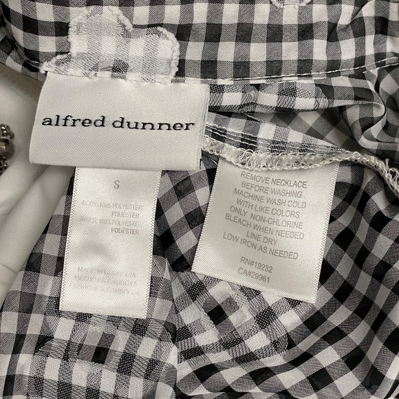 Alfred Dunner Blouse with attached Tank, Black White Flower, Womens Small - Picture 7 of 9